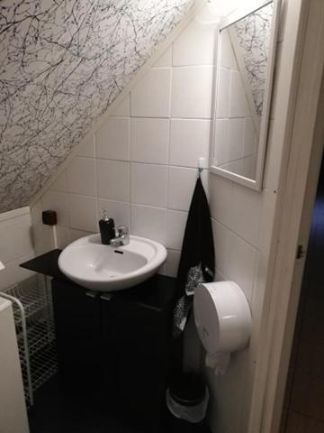 Kullerkupu Hostel Kuressaare Dış mekan fotoğraf